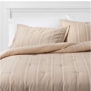Classic Stripe Comforter & Sham Set - Threshold